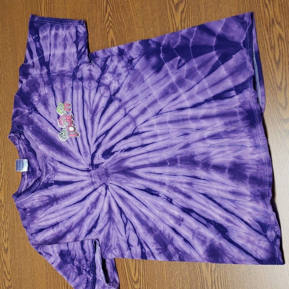Women's Volleyball printed tee size large